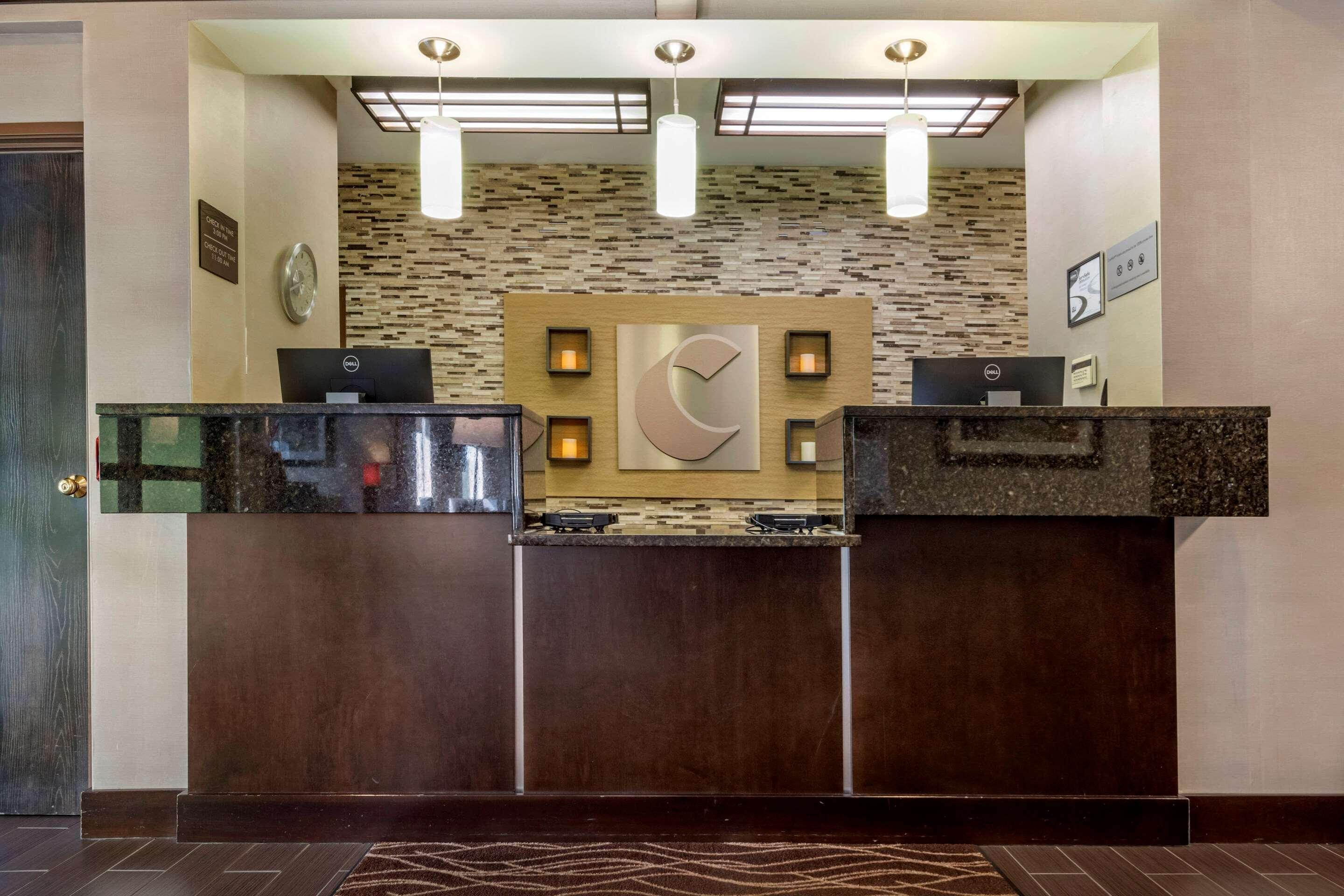 Comfort Inn & Suites Butler Exterior foto